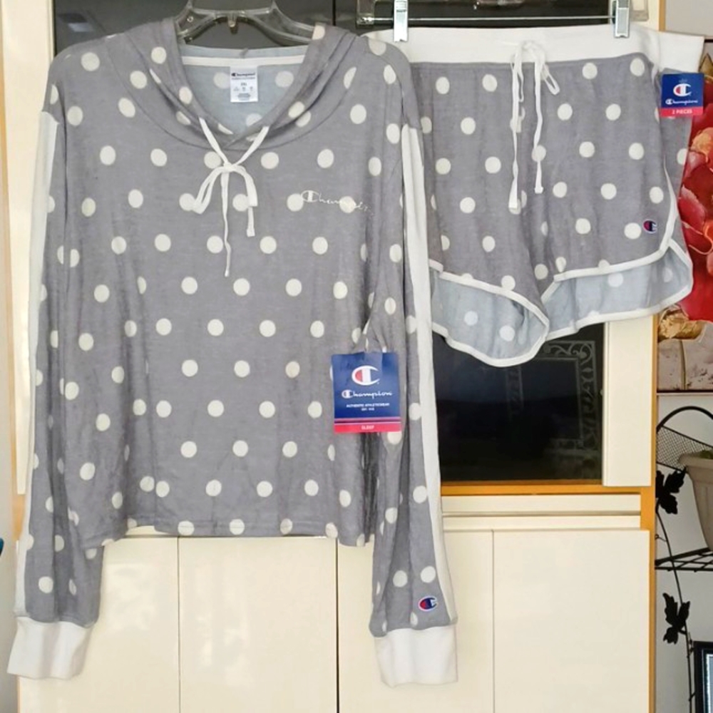 🐨CHAMPION CROPPED HOODIE & SHORTS HACCI LOUNGE PAJAMA SET - Picture 2 of 10